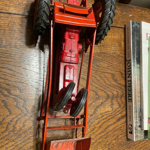 tracteur jouet Farmall McCormick vintage