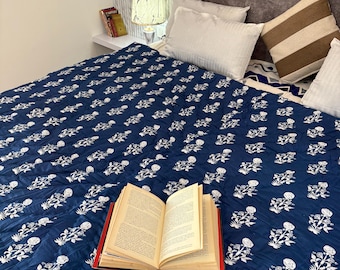Handmade Indigo Blue Floral Cotton Quilt – Jaipuri Hand Block Print Razai