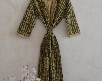 Handmade Green Kantha Robe – Fish Print Cotton Kimono, Reversible
