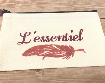 Essential pouch
