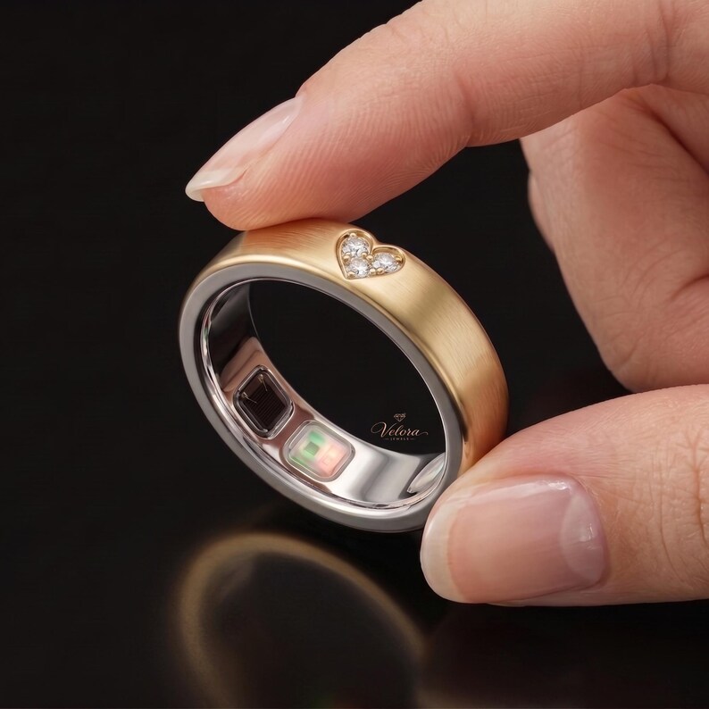 Premium Oura Ring Gen 5 cover crafted from solid 14K gold with a smooth matte surface and beautifully engraved diamond-cut pattern. This decorative smart ring enhancer offers a refined look while complementing both casual outfits and formal occasions with effortless sophistication.