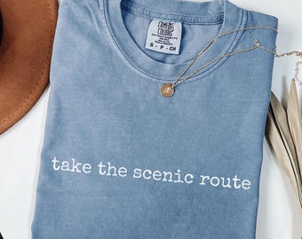 Comfort Colors ® Nehmen Sie das Malerische Route Shirt, Vintage Road Trip T-Shirt, Slow Living Grafik Shirt, Retro Natur Reise Shirt, Malerische Route T-Shirt