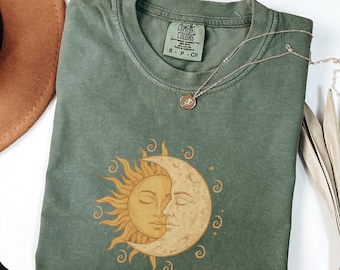 Comfort Colors® Mystical Sun And Moon Face T-Shirt, Yin Yang Tee, Celestial Hippie Clothing, Chic Style, Vintage Bohemian Attire