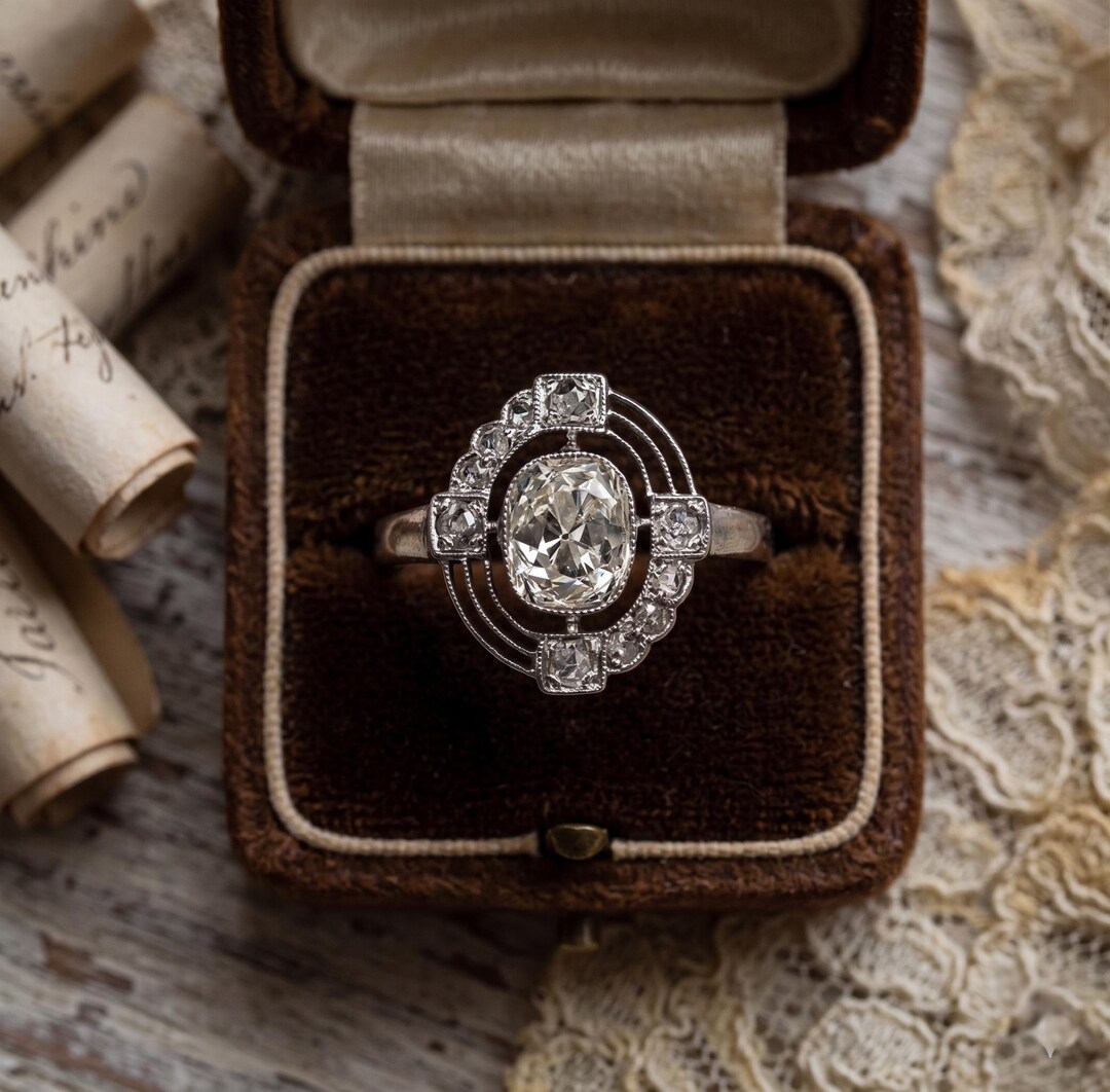 Old Lady Rings 1930's Art Deco Engagement Ring for Women, Vintage Style Old Mine Cut ...