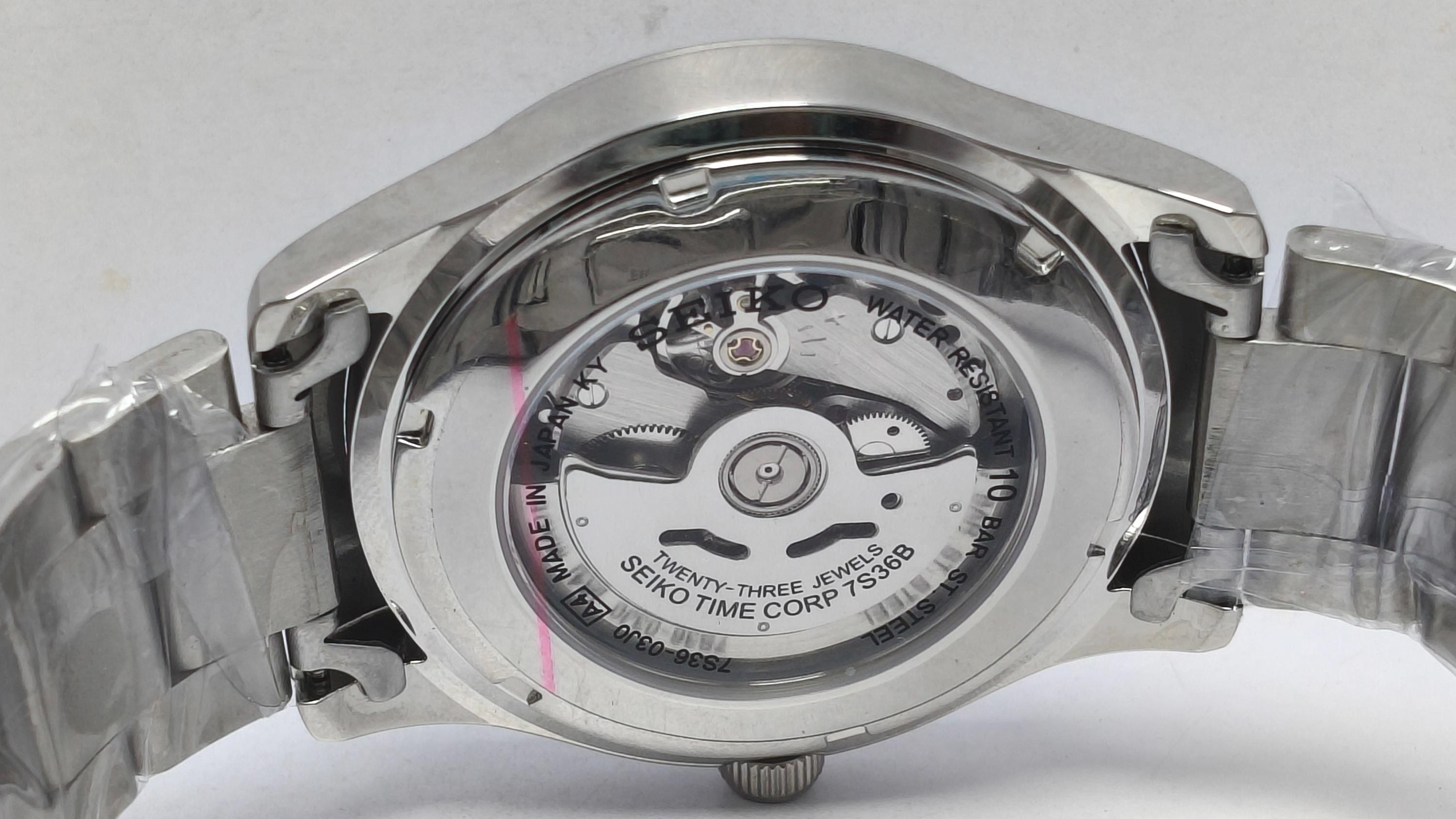 D*a様 SEIKO Automatic 23 Jewels 腕時計 Seiko 5 Sports 23 Jewels 7S36B Automatic Watch, Transparent Back