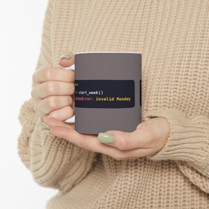 Mug pour programmeur Python, Mug humoristique « Erreur de syntaxe », Blague du lundi, Cadeau pour développeur, Cadeau pour ingénieur logiciel, Humour de programmation, 325 ml, 445 ml image 4