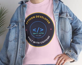 Retro-T-Shirt mit Python-Entwickler-Aufdruck, Programmierer-Shirt im Vintage-Stil, „Mit Koffein gemacht“, Geschenk für Softwareentwickler
