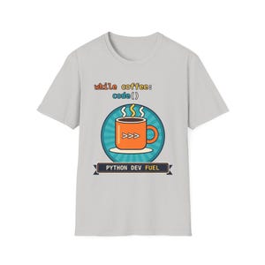 While Coffee Code Python Developer T-Shirt, Funny Programmer Coffee Lover Shirt, Software Engineer Coding Gift, Tech Nerd Geek Tee, afbeelding 4