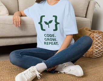 Programmeur T-shirt, Code Grow Repeat T-shirt, Cadeau voor ontwikkelaar, Codeershirt, Cadeau voor software engineer, Krullende beugel Sprout Coder T-shirt