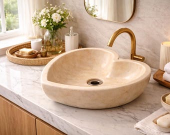 Lavabo de mármol con forma de corazón, lavabo de piedra beige tallado a mano, lavabo de tocador escultural.
