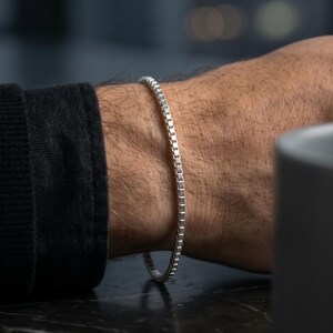 Armband aus Sterlingsilber mit Kastenkette für Herren, minimalistische venezianische Gliederkette, verstellbarer Schmuck für jeden Tag