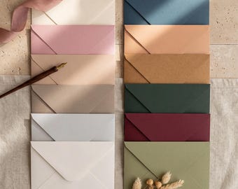 Trouwenvelop, gepersonaliseerde lakzegel, luxe uitnodiging, gekleurde post, adressering van gasten, elegant briefpapier