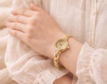 Gold Bracelet Watch for Women | Luxury Small Dial Wristwatch | Elegant Steel Band | Ladies Quartz Fashion Gift | Minimalist Jewelry Clock