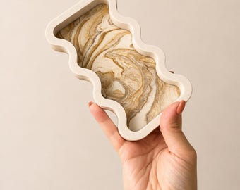 Handgemaakt golvend sieradenbakje – Coade gemarmerd sieradenbakje - Scandi Home Decor