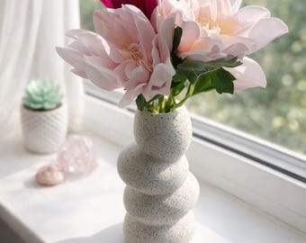 Vaas met kiezelstenen - Minimal Nordi Home Decor - Unieke cadeaus voor haar - Neutraal beeldhouwwerk