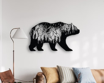 Bären-Metallwandkunst mit Berg- und Waldszene für rustikale Hütten- und Naturwanddekor