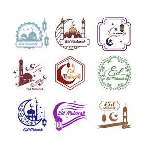 Può includere: Una tazza di ceramica bianca con un manico nero e la scritta "But First, Coffee" in stile scritto a mano. La tazza è su una superficie bianca. La tazza è alta 10 cm.