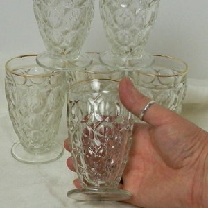 Set of Six Vintage Jeanette Thumbprint Juice Glasses with Gold Rims and Footed Bases, Mid-Century Drinkware