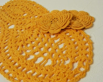 Vintage Yellow Gold Crochet Flower Rosettes and Larger Lace Piece, Hand Crocheted Lace Pieces, 3 Pieces, Bright Yellow Gold Crocheted Lace