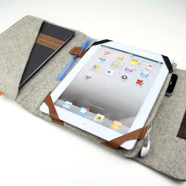 iPad Folio Case (Kitsilano) - Gray Wool Felt with Light Brown Leather