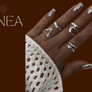 Silberne Offene Ringe Set Liquid Metal Minimalistisch Statement Schmuck