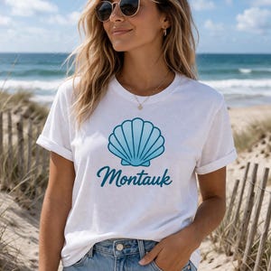 Camiseta con estampado de conchas de Montauk, camiseta con ambiente playero costero, estilo Hamptons.
