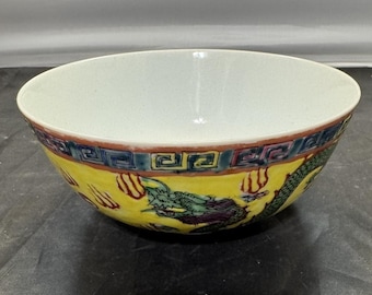 Fine Chinese Famille Jaune Porcelain Dragon Bowl Yellow Eggshell Qianlong VTG