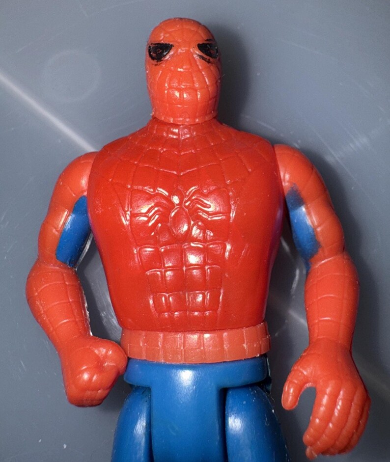 Vtg 1975 Mego Pocket Heroes Spider-Man 4" Figure Rare Blue Arm Variant Marvel Bild 3