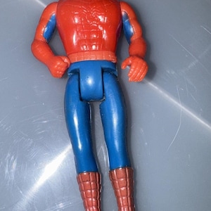 Vtg 1975 Mego Pocket Heroes Spider-Man 4" Figure Rare Blue Arm Variant Marvel Bild 1