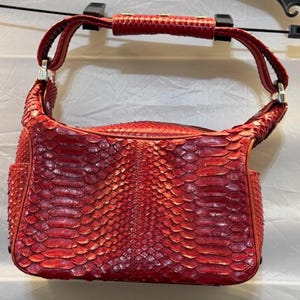 Tod’s Vintage Candy Sera Red Python Snakeskin Shoulder Bag Made in Italy Luxury Exotic Leather Hobo Handbag Excellent Condition Designer