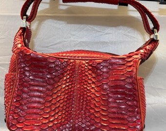 Tod’s Vintage Candy Sera Red Python Snakeskin Shoulder Bag Made in Italy Luxury Exotic Leather Hobo Handbag Excellent Condition Designer