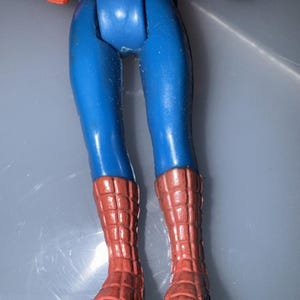 Vtg 1975 Mego Pocket Heroes Spider-Man 4" Figure Rare Blue Arm Variant Marvel Bild 4