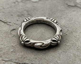 Rebe Kreuz Blume stapelbar Bandring, Antiqued Silber Gothic Punk Vintage Ring