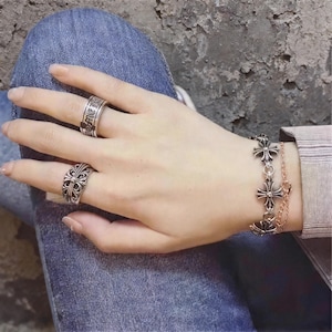 Vintage Cross Flower Chain Bracelet, Bold Hip Hop Statement Wristwear for Men, Gothic Style