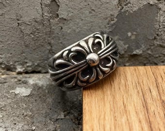 Bague en forme de croix de gardien de taille moyenne, estilo gótico punk vintage en plata esterlina