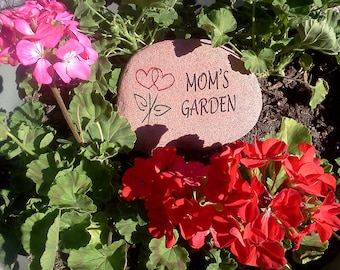 Mom's Garden - Engraved stone