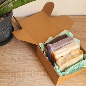 4er-Pack handgemachte Naturseifen | Lavendel, Kokos-Vanille, Hafer-Honig, Ringelblume | Handgefertigt in Spanien