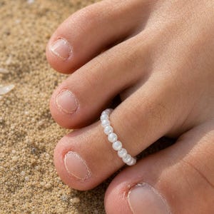 adjustable toe ring with no tarnish, pearl toe rings