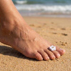 adjustable toe ring,tiny toe ring with floral , no tarnish toe rings, image 1