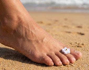 adjustable toe ring,tiny toe ring with floral , no tarnish toe rings,