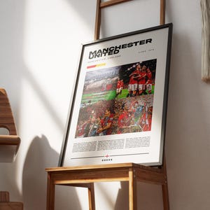 Plakat Manchester United, Dekoracja Manchester United, Prezent dla kibica Manchester United, Grafika ścienna Manchester United, Plakat piłkarski, Prezent piłkarski, Pobieranie cyfrowe zdjęcie 3