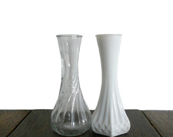 Set di vasi in vetro vintage Hoosier – Vasi per fiori singoli in vetro opalino e trasparente