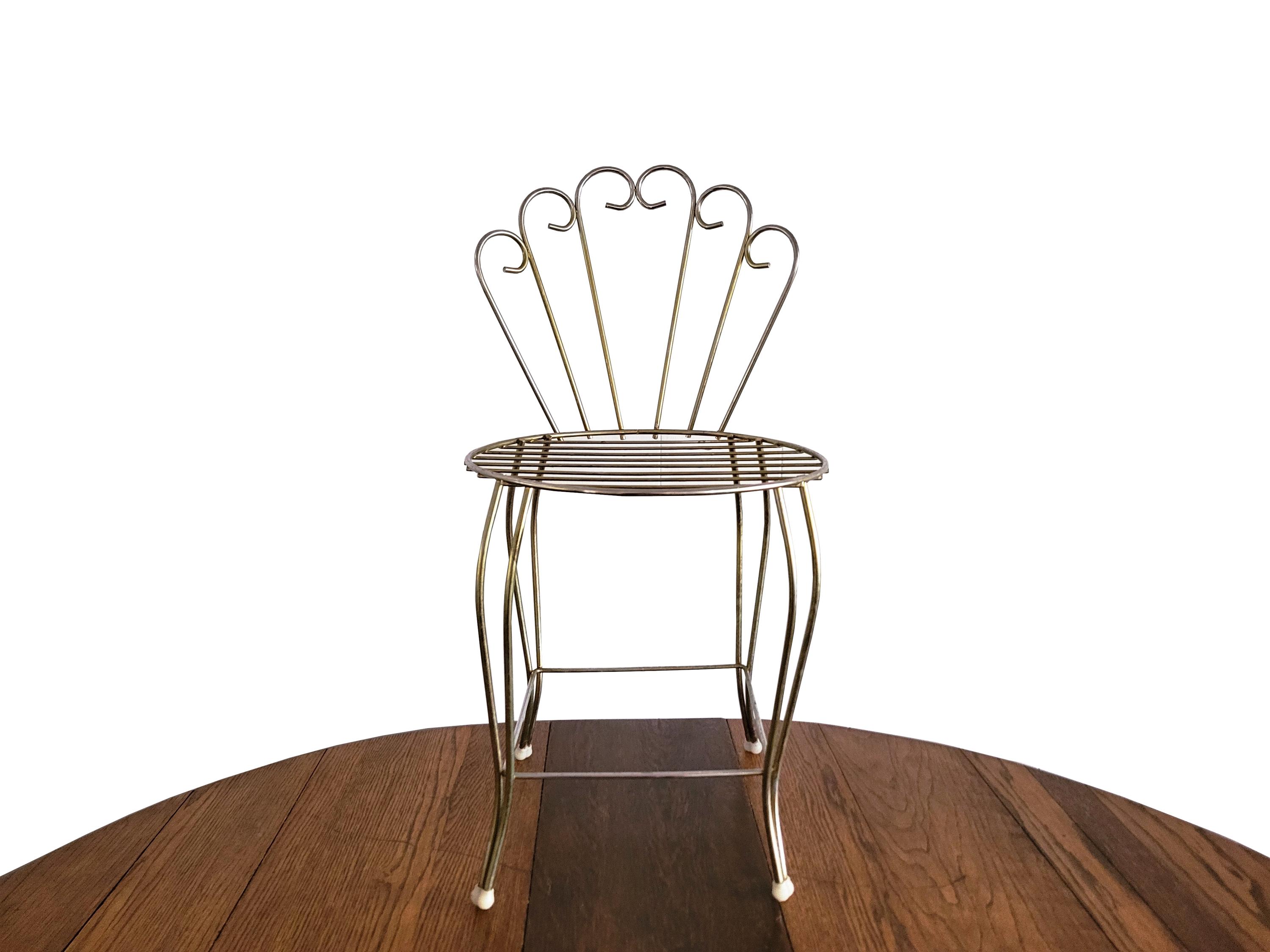 Vintage makeup chair discount