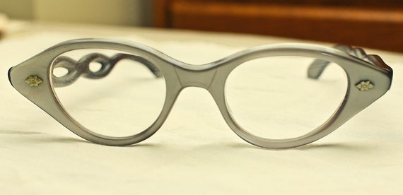 Items similar to Vintage 1950's Early Molded Plastic Gray Cat Eye ...