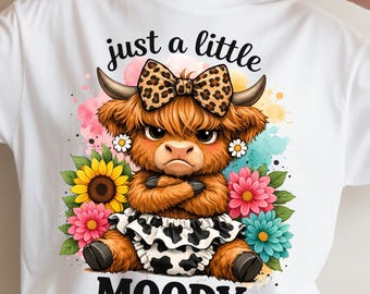 Apenas um pouco mal-humorado PNG, Vaca das Terras Altas PNG, Vaca fofa PNG, Vaca com girassol PNG, Laço de leopardo PNG, Design de camiseta de vaca da moda, Download digital