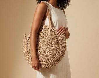 Round Straw Beach Bag Summer Tote Woven Handbag Vacation Purse Boho Style Rattan Circle Shoulder Bag Gift For Her Chic Accessory