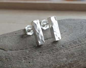 Silver bar studs, Simple silver earrings, Square wire studs, Minimalist jewellery, Small everyday earrings, Contemporary jewelry