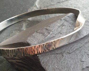 Personalised Mobius Infinity Nappa Leather Friendship Bracelet Hand Engraved Gift Mathematical Jewellery Unique Gift for Him /& Her