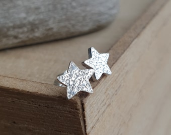 Zilveren sterstekers, hemelse sieraden, kleine schattige oorbellen, astronomiethemacadeau