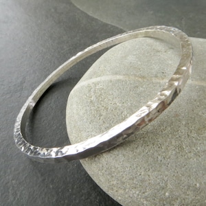 Sterling silver square wire bangle, Hammered bangle, Contemporary jewelry, Heavy silver bangle, Geometric jewellery